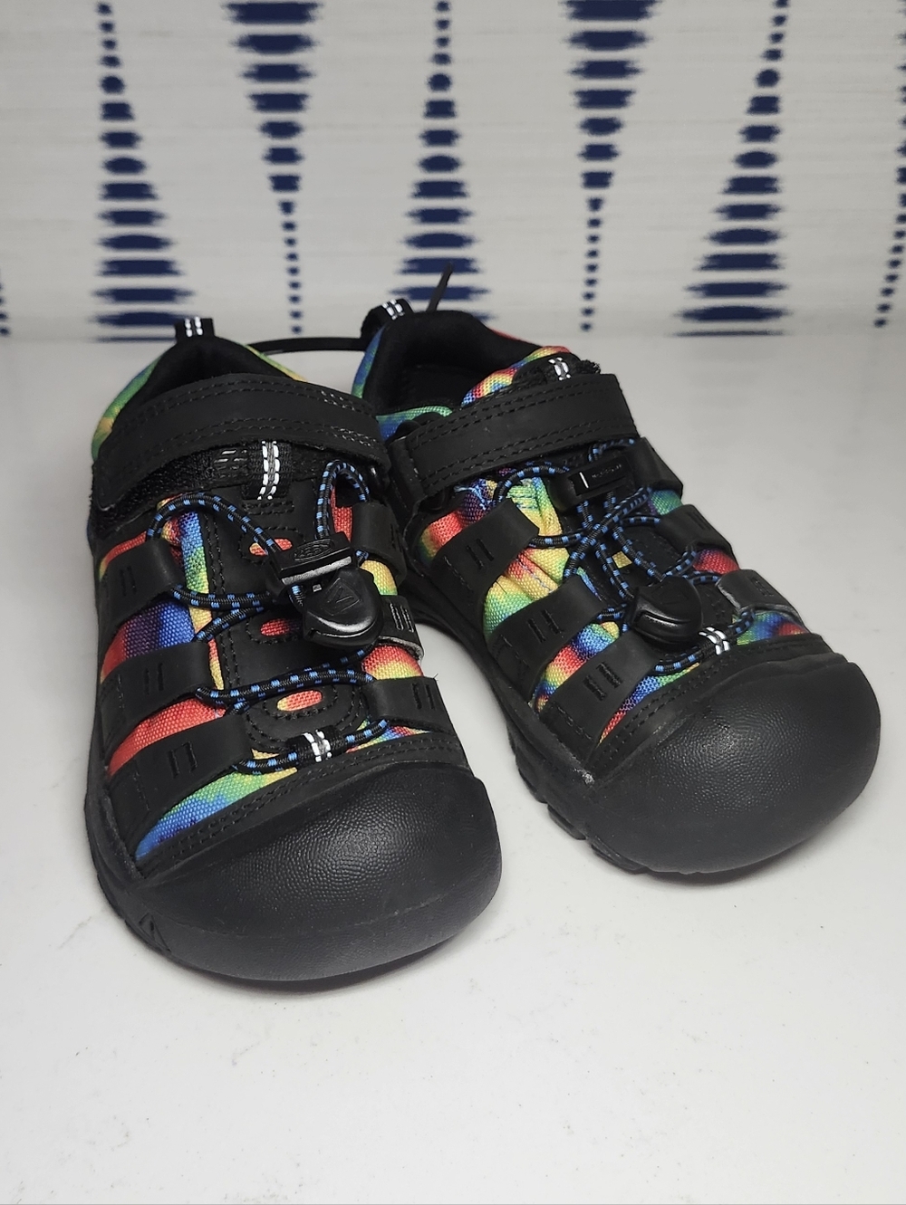 KEEN unisex Newport H2sho Casual Breathable Comfortable Sneakers Size 9 Toddler